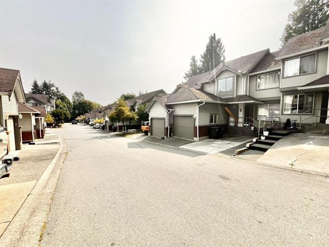 208 13900 HYLAND ROAD, Surrey, British Columbia