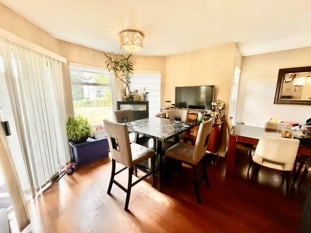 208 13900 Hyland Road, Surrey, British Columbia  V3W 1K4 - Photo 7 - R3077560