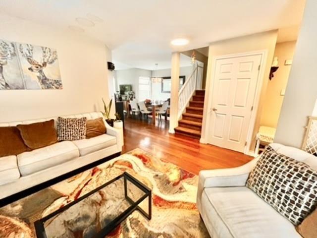 208 13900 Hyland Road, Surrey, British Columbia  V3W 1K4 - Photo 5 - R3077560