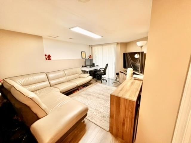 208 13900 Hyland Road, Surrey, British Columbia  V3W 1K4 - Photo 21 - R3077560