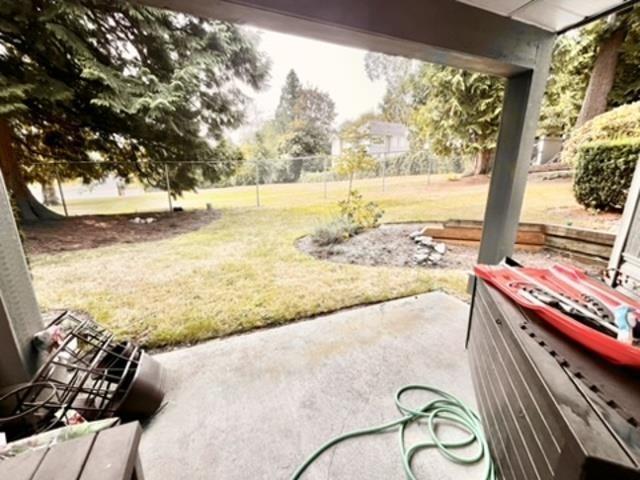 208 13900 Hyland Road, Surrey, British Columbia  V3W 1K4 - Photo 24 - R3077560