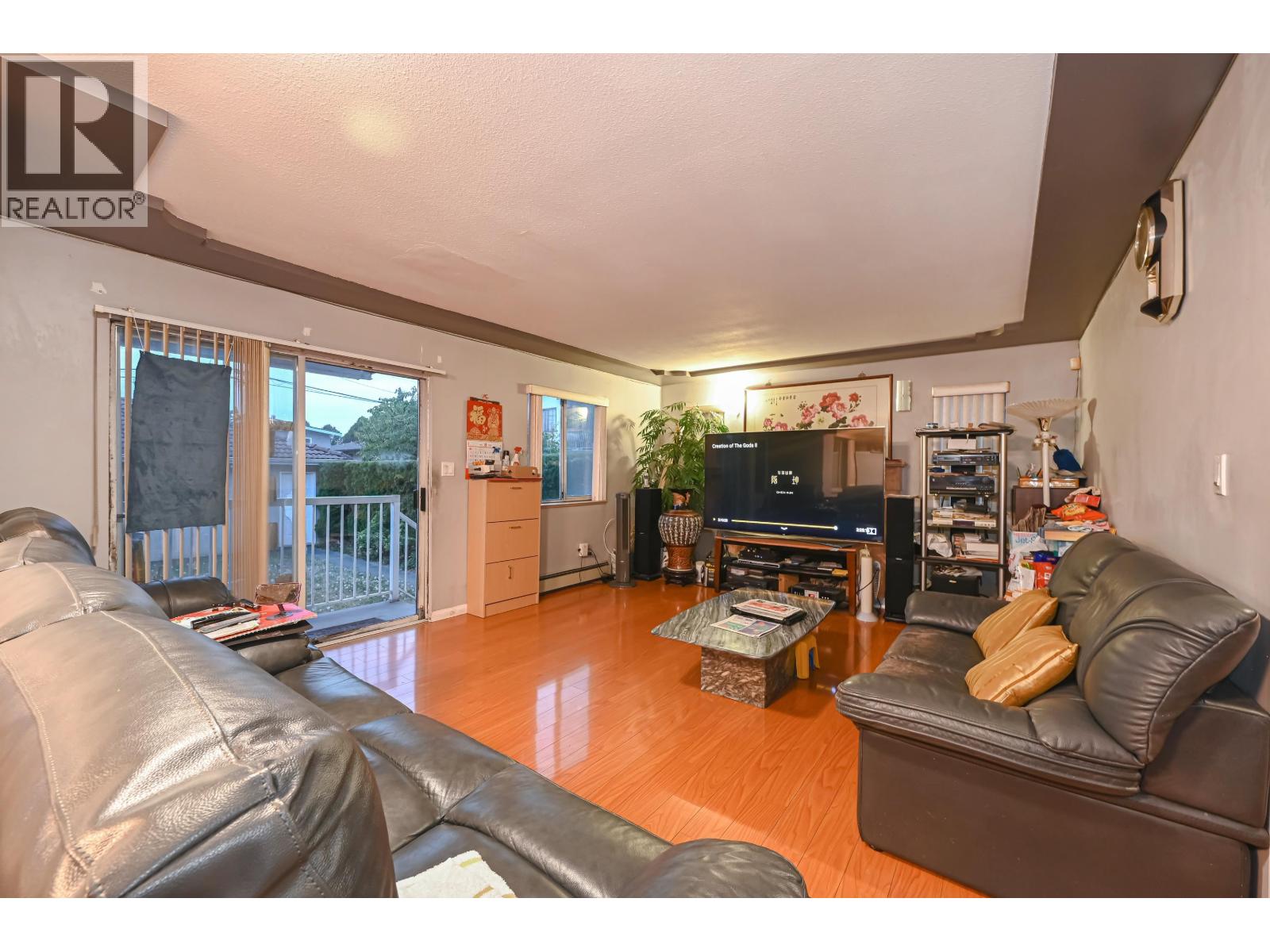 6889 Kerr Street, Vancouver, British Columbia  V5S 3C9 - Photo 8 - R3076082