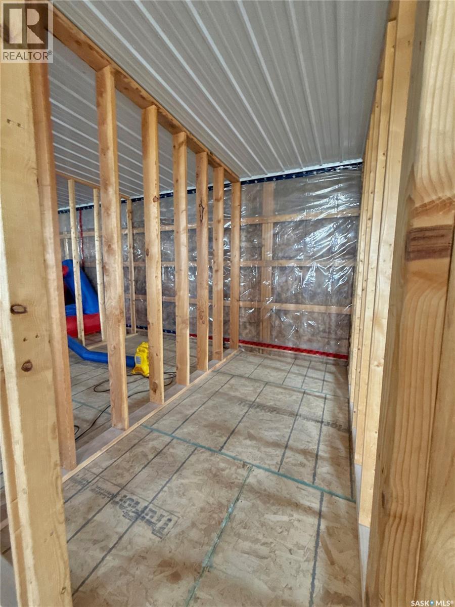 Moose Mountain Shop, Moose Mountain Rm No. 63, Saskatchewan  S0C 0C7 - Photo 31 - SK016402