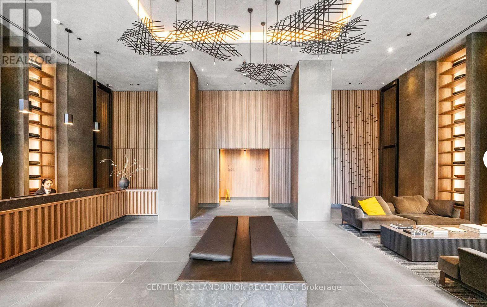 2512 - 55 Charles Street E, Toronto, Ontario  M4Y 0J1 - Photo 1 - C12678958