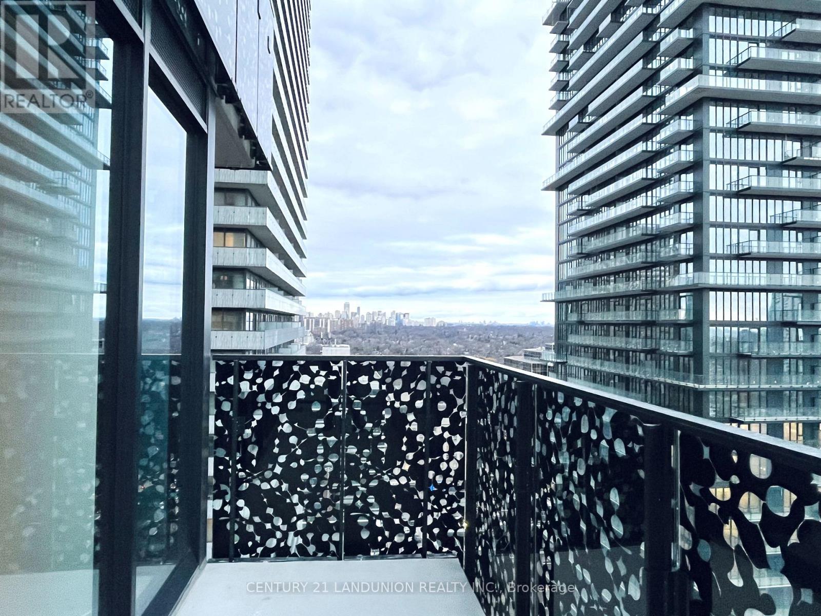 2512 - 55 Charles Street E, Toronto, Ontario  M4Y 0J1 - Photo 9 - C12678958