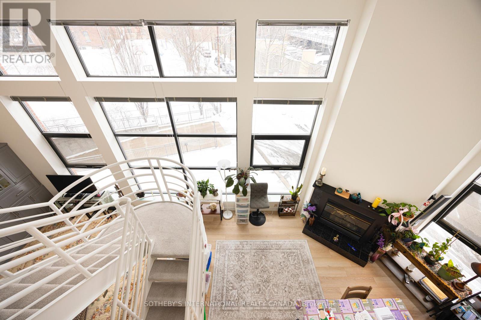 202 - 393 King Street E, Toronto, Ontario  M5A 1L3 - Photo 5 - C12678962