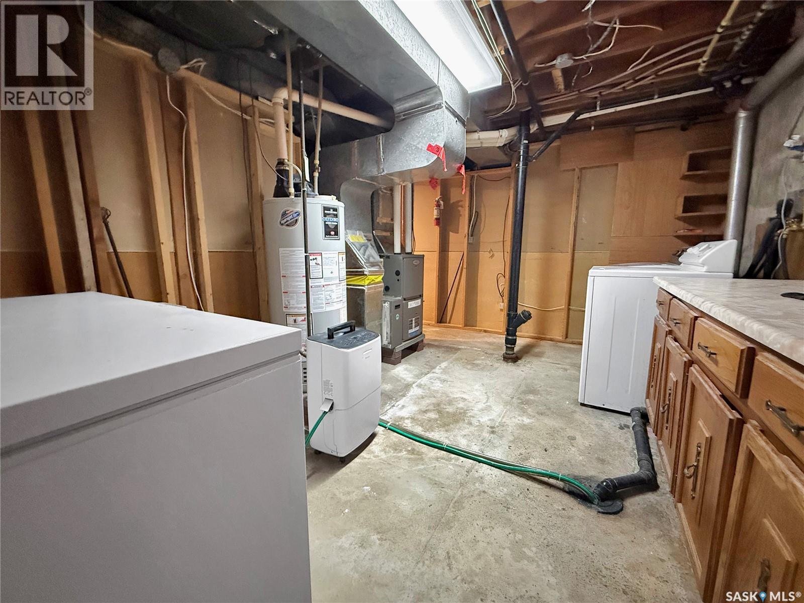 509 5th Avenue, Whitewood, Saskatchewan  S0G 5C0 - Photo 27 - SK022472