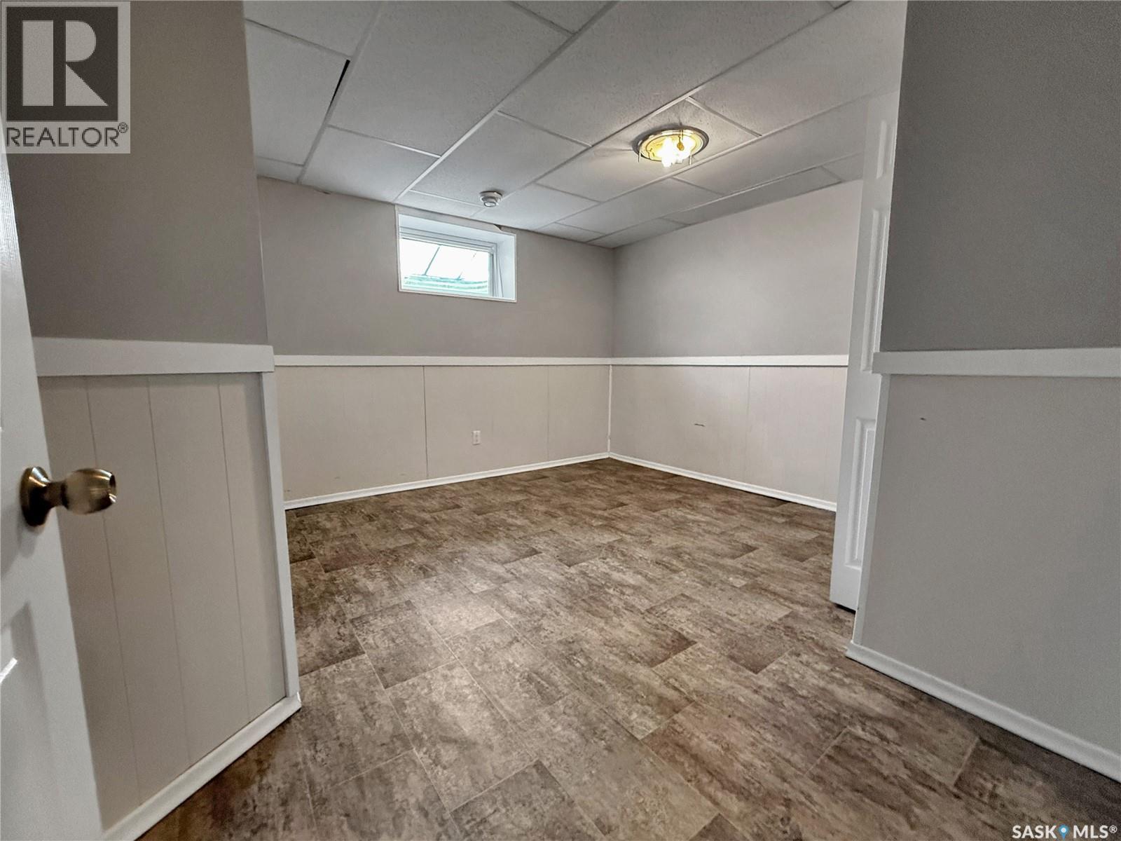 509 5th Avenue, Whitewood, Saskatchewan  S0G 5C0 - Photo 29 - SK022472