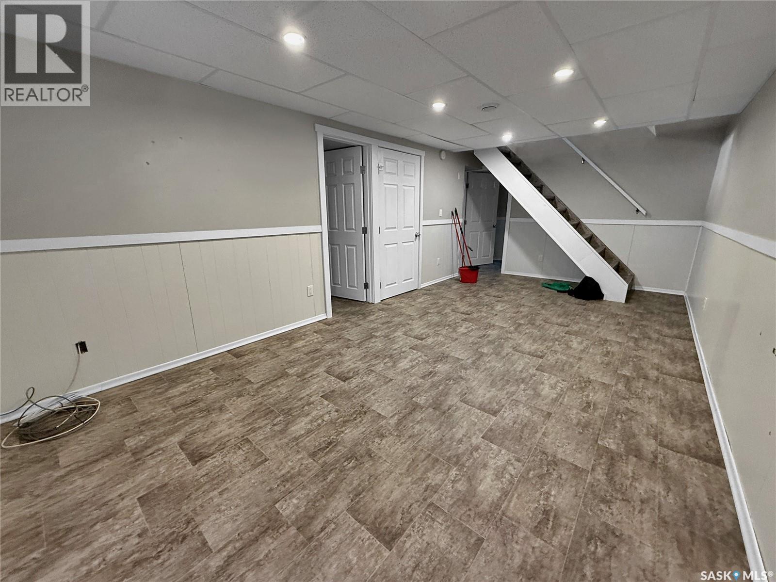 509 5th Avenue, Whitewood, Saskatchewan  S0G 5C0 - Photo 19 - SK022472