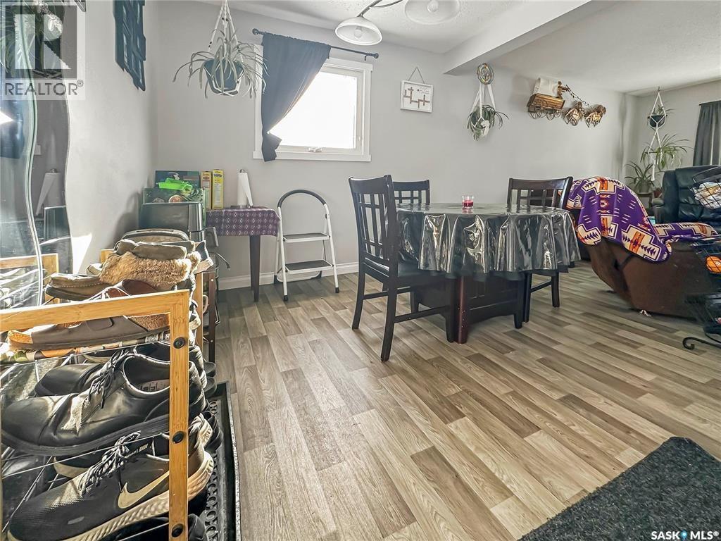 509 5th Avenue, Whitewood, Saskatchewan  S0G 5C0 - Photo 8 - SK022472