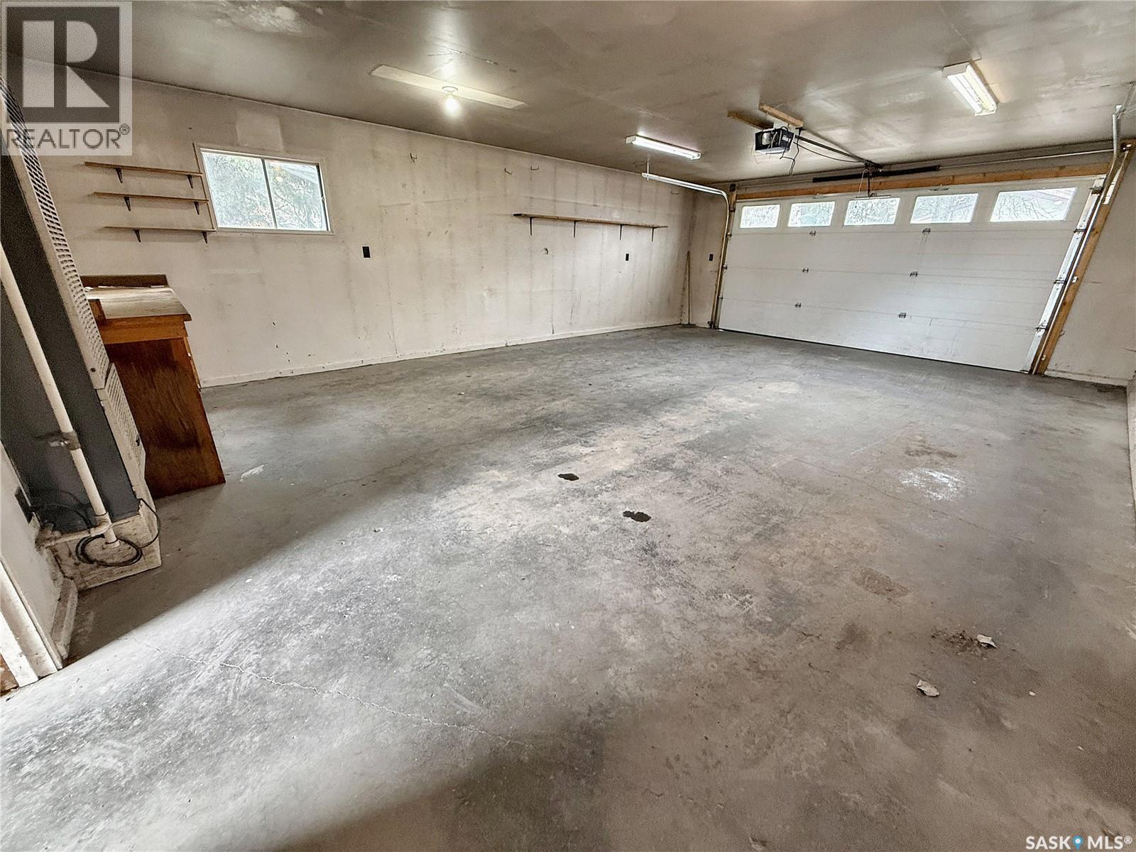 509 5th Avenue, Whitewood, Saskatchewan  S0G 5C0 - Photo 33 - SK022472