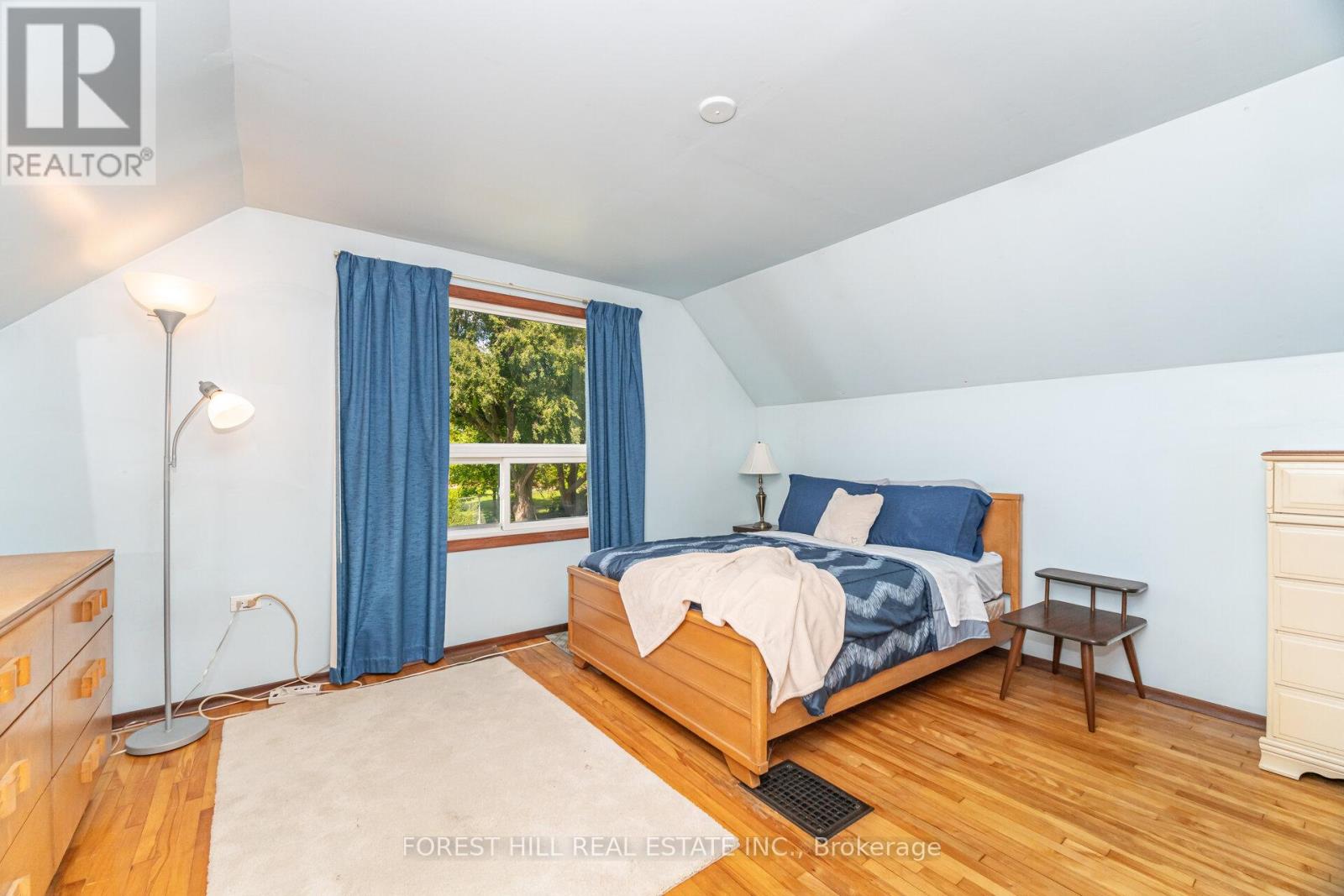 2 Topham Road, Toronto, Ontario  M4B 3K2 - Photo 10 - E12678994