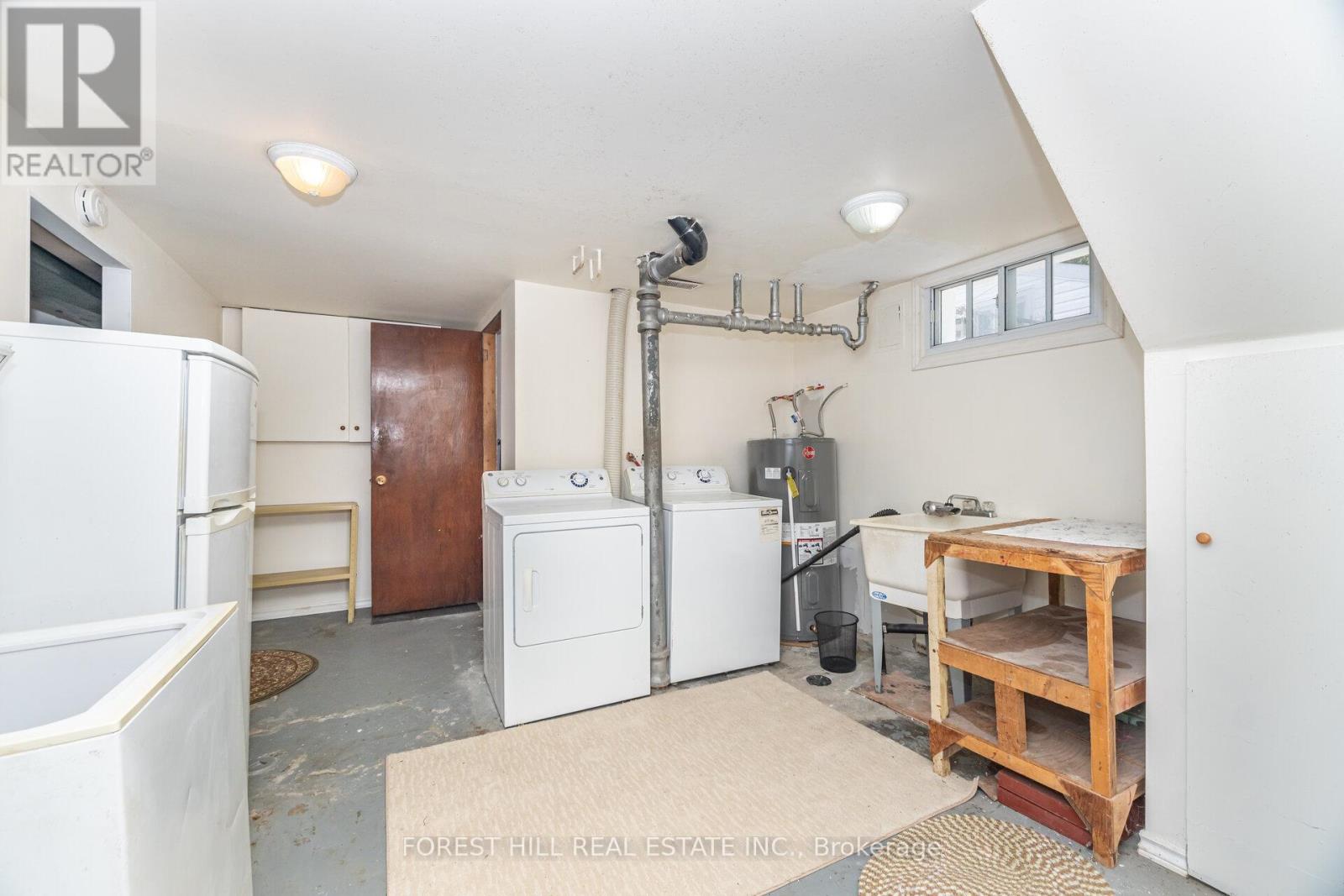 2 Topham Road, Toronto, Ontario  M4B 3K2 - Photo 12 - E12678994