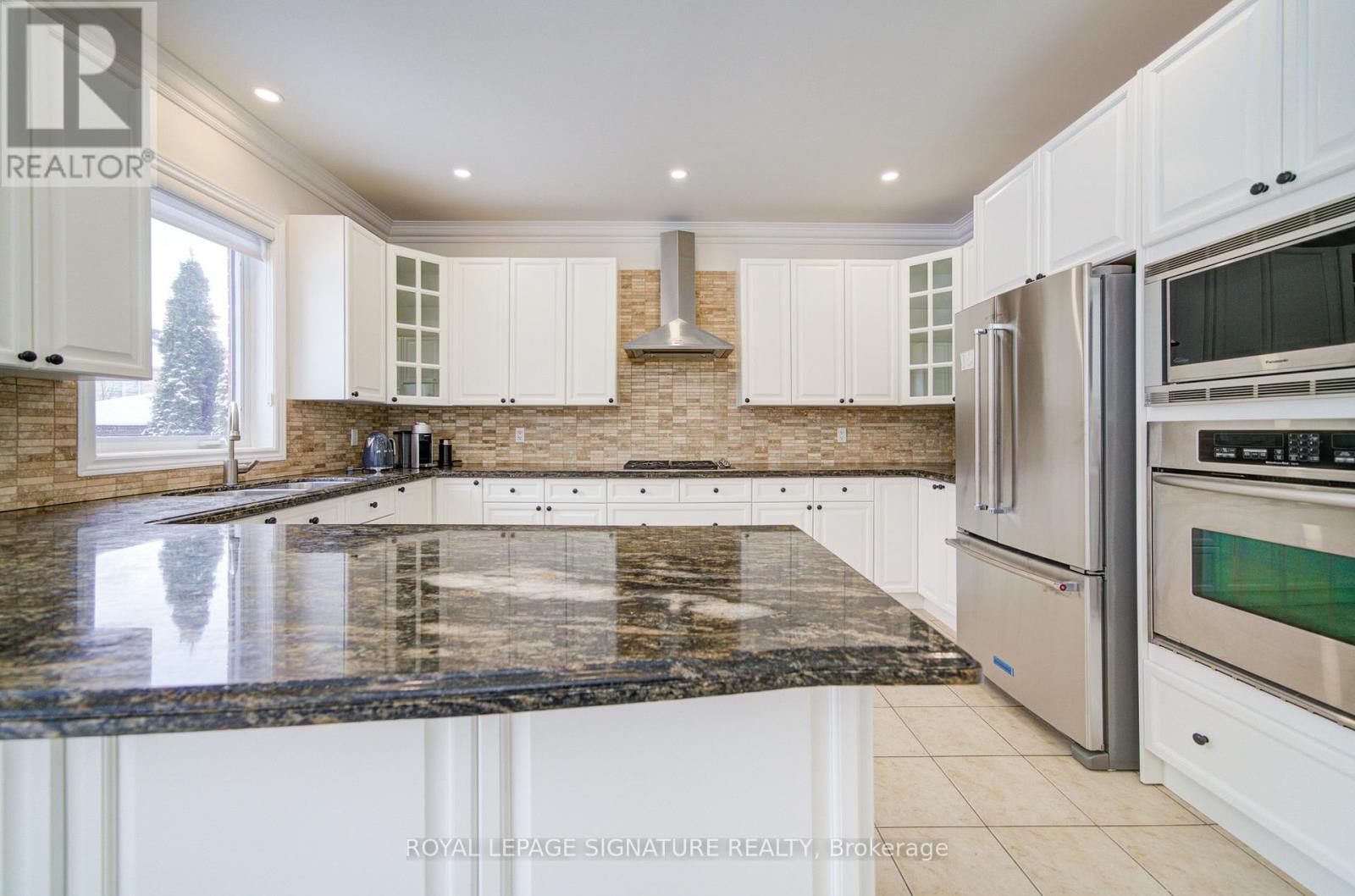 1534 Craigleith Road, Oakville, Ontario  L6H 7V7 - Photo 16 - W12678752