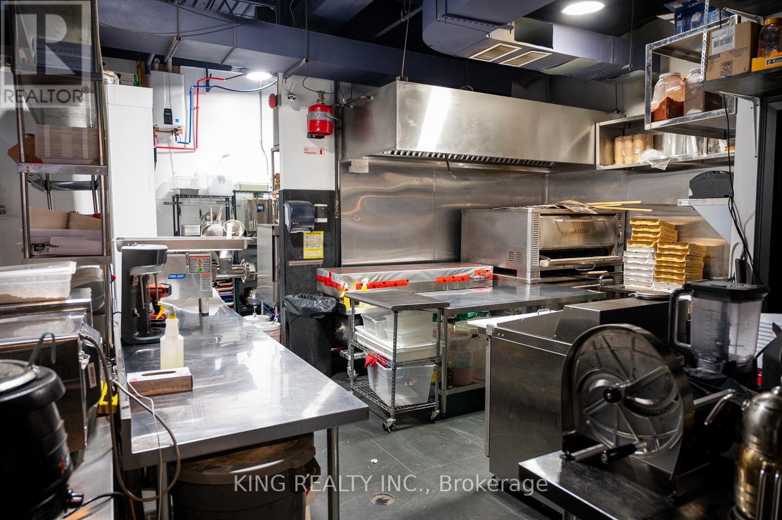 2712 Keele Street, Toronto, Ontario  M3M 2G1 - Photo 15 - W12678944