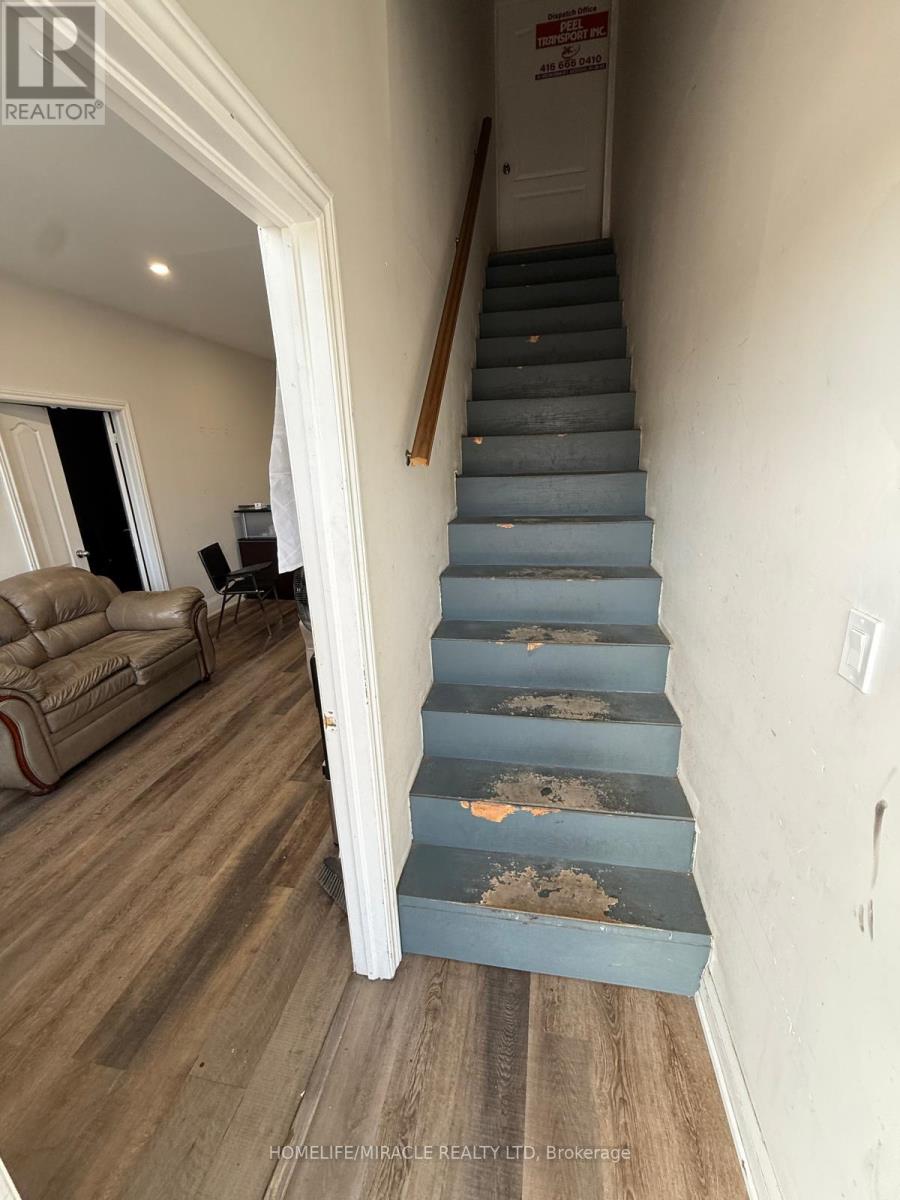 24 - 1050 Britannia Road, Mississauga, Ontario  L4W 4N9 - Photo 2 - W12678964