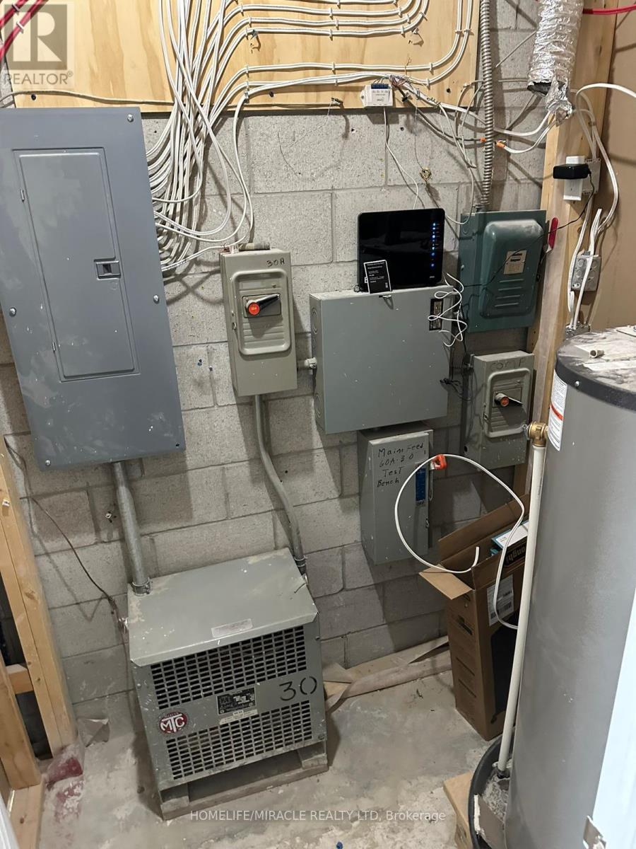 24 - 1050 Britannia Road, Mississauga, Ontario  L4W 4N9 - Photo 22 - W12678964