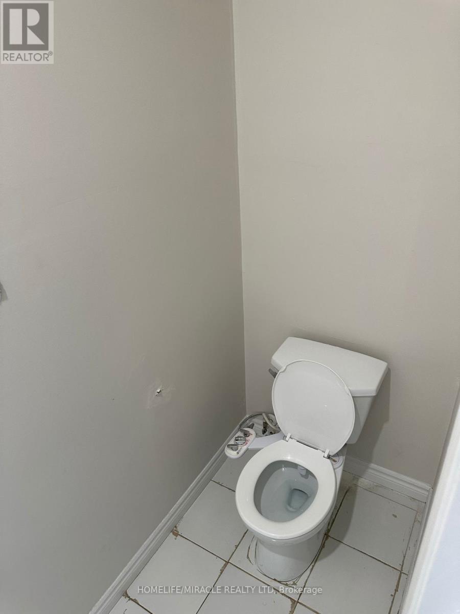 24 - 1050 Britannia Road, Mississauga, Ontario  L4W 4N9 - Photo 24 - W12678964