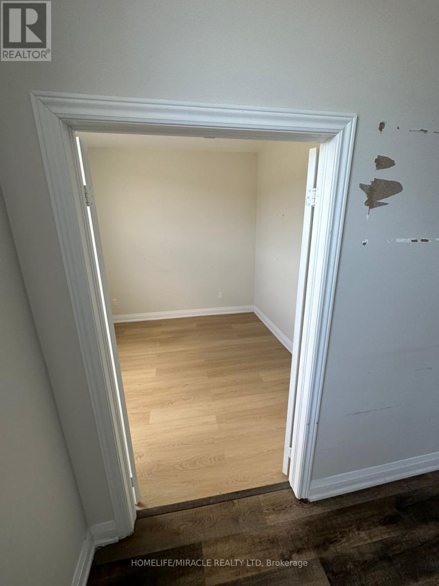 24 - 1050 Britannia Road, Mississauga, Ontario  L4W 4N9 - Photo 27 - W12678964