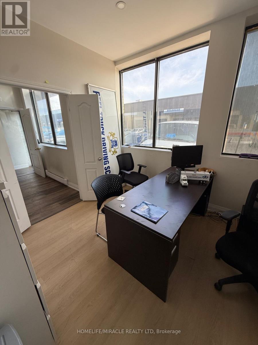 24 - 1050 Britannia Road, Mississauga, Ontario  L4W 4N9 - Photo 7 - W12678964