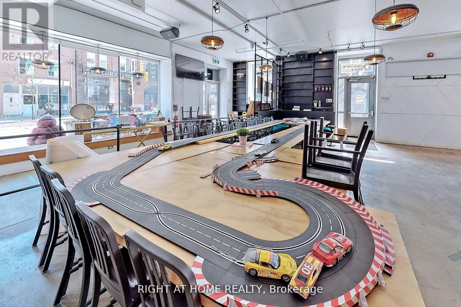 1346 Queen Street W, Toronto, Ontario  M6K 1L4 - Photo 11 - W12678974