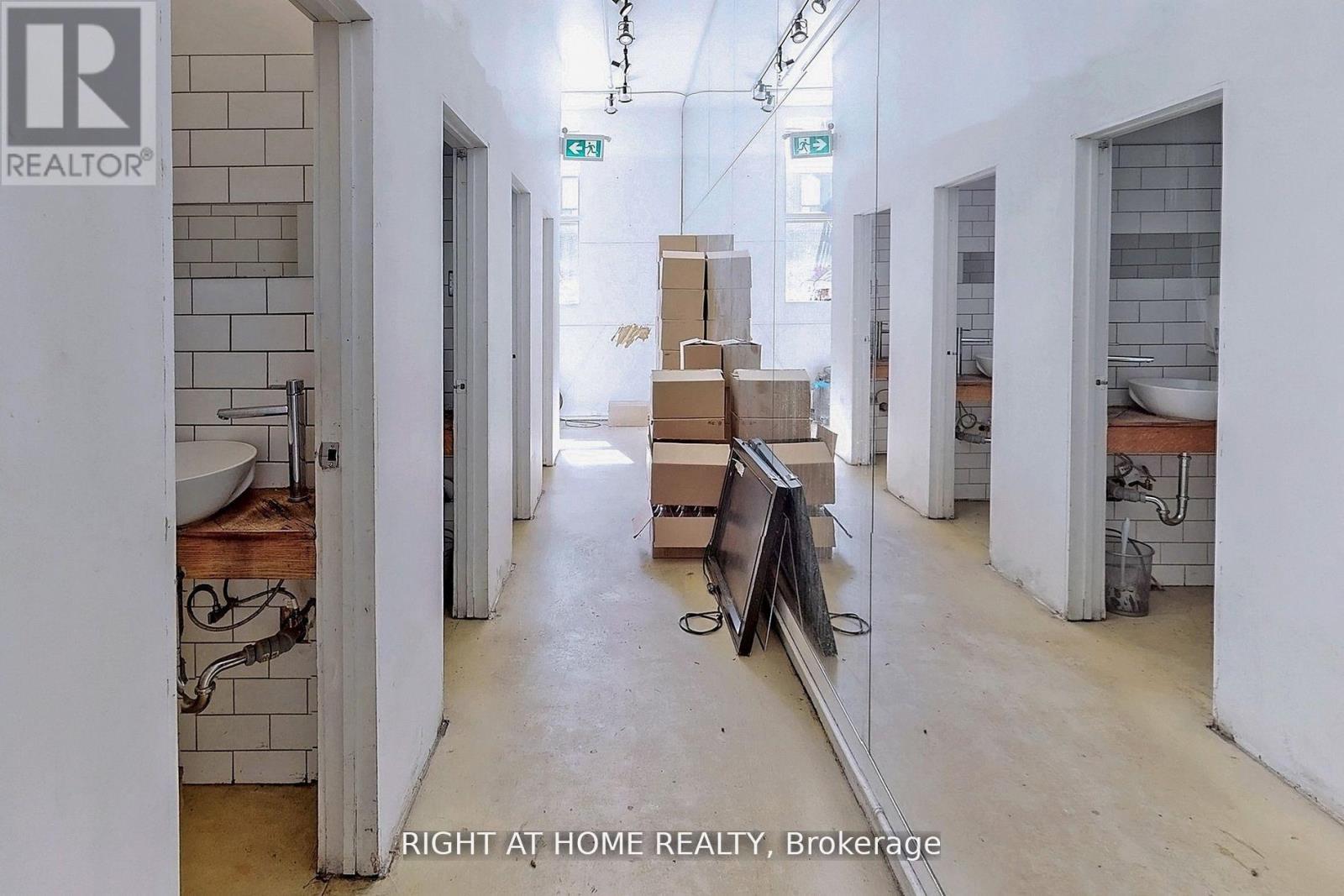 1346 Queen Street W, Toronto, Ontario  M6K 1L4 - Photo 20 - W12678974