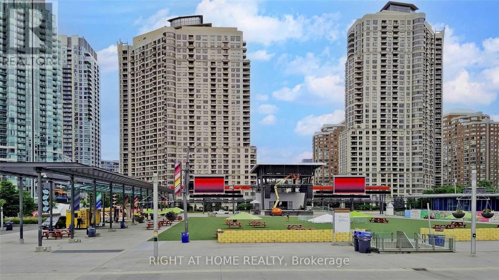 Ph06 - 4065 Confederation Parkway, Mississauga, Ontario  L5B 0L4 - Photo 39 - W12678986