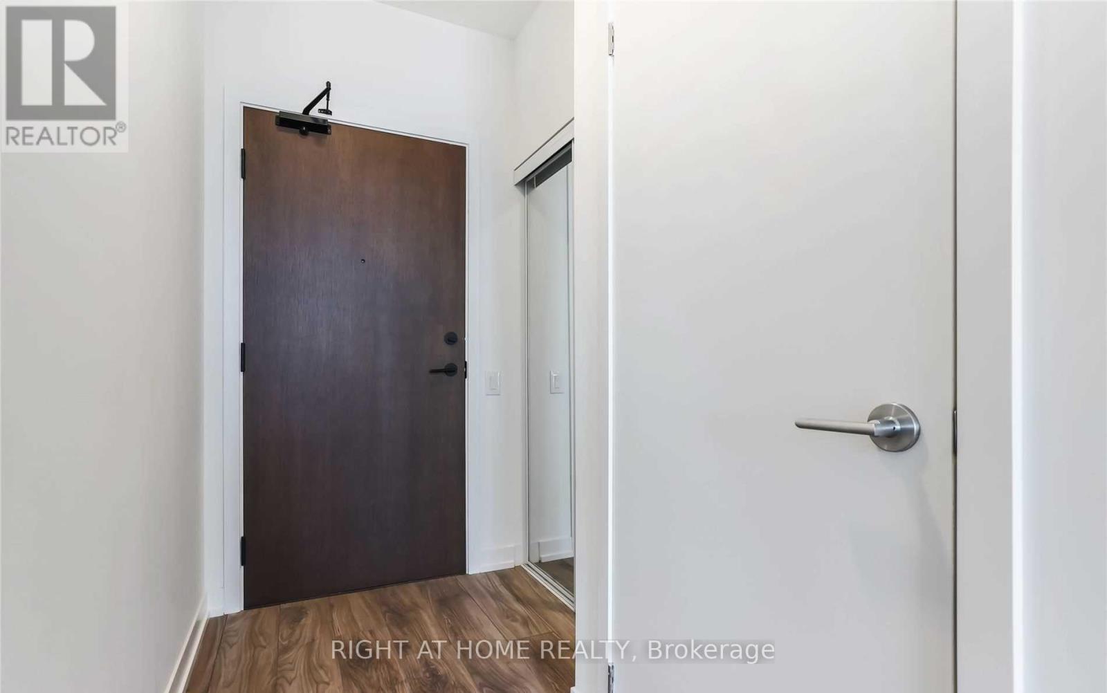 Ph06 - 4065 Confederation Parkway, Mississauga, Ontario  L5B 0L4 - Photo 7 - W12678986