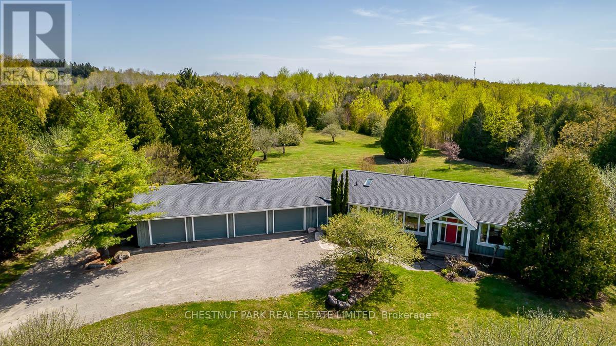 16249 Shaws Creek Road, Caledon, Ontario  L7C 1V9 - Photo 2 - W12678988