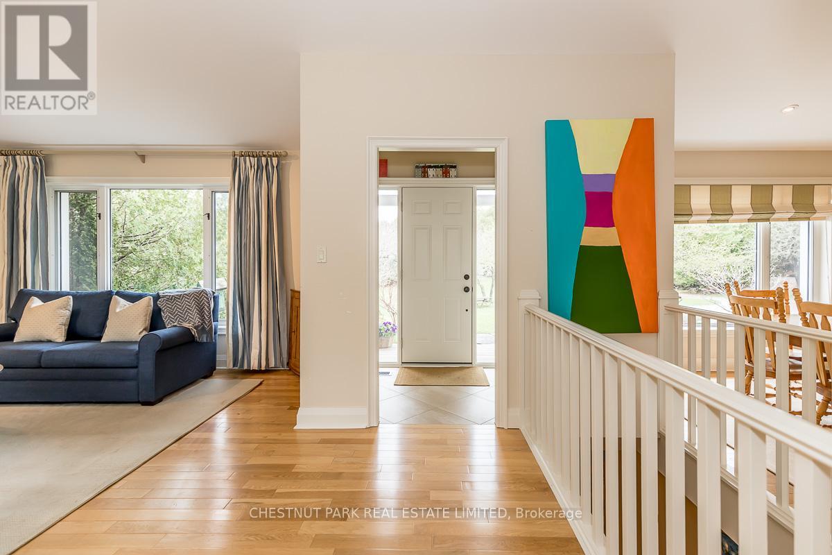 16249 Shaws Creek Road, Caledon, Ontario  L7C 1V9 - Photo 7 - W12678988