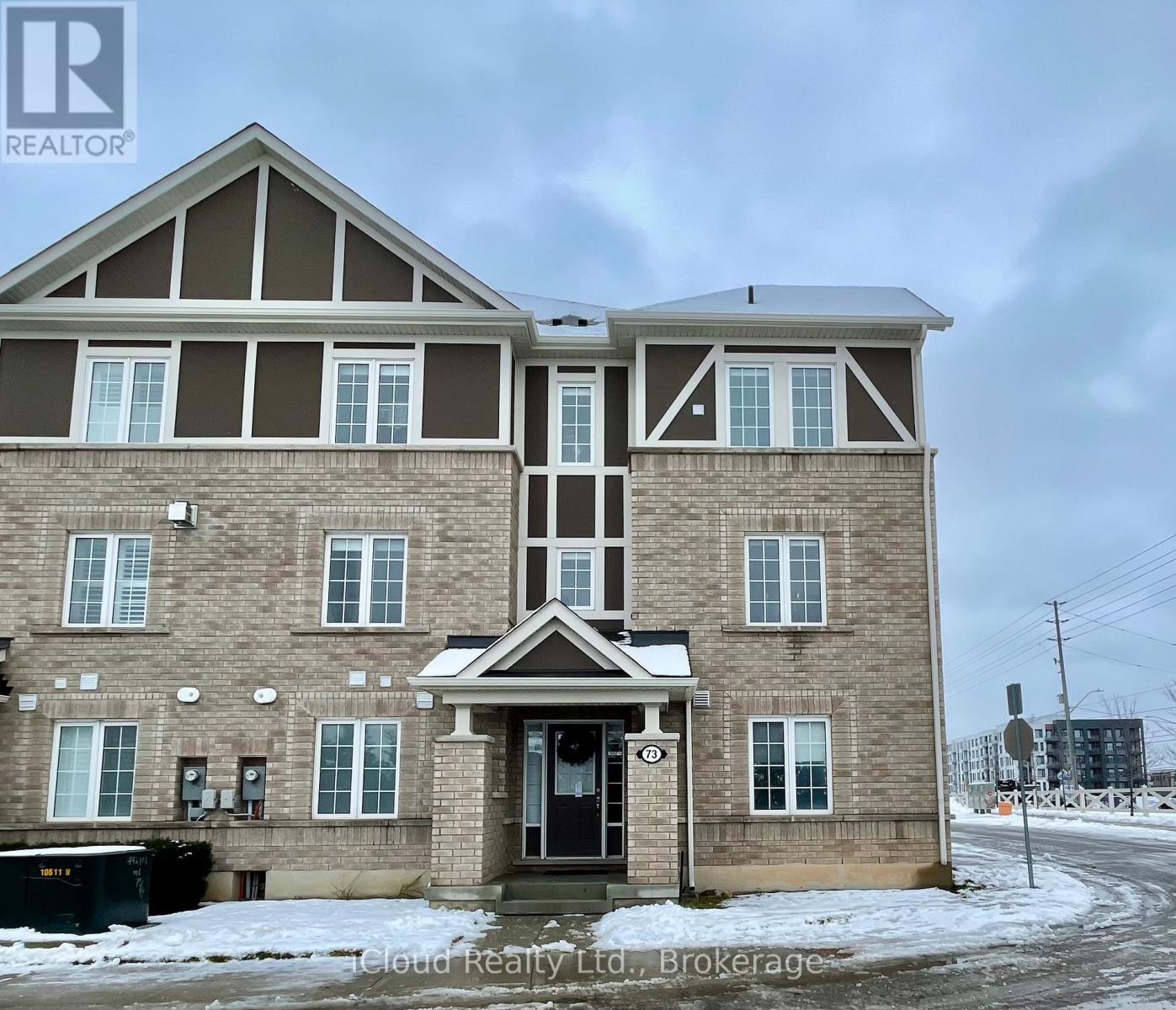 73 - 1222 Rose Way, Milton, Ontario  L9E 1P1 - Photo 2 - W12679008