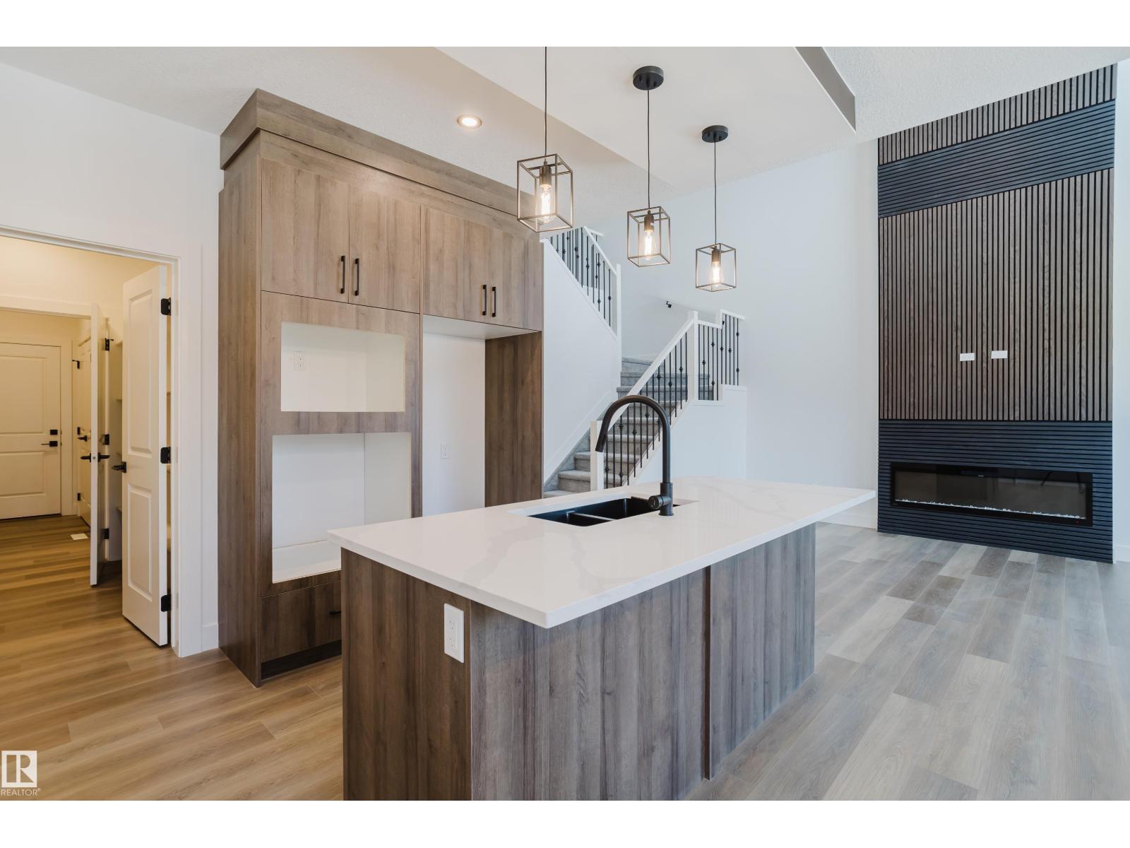 805 Elderberry Co Nw, Edmonton, Alberta  T6M 3J7 - Photo 16 - E4469481