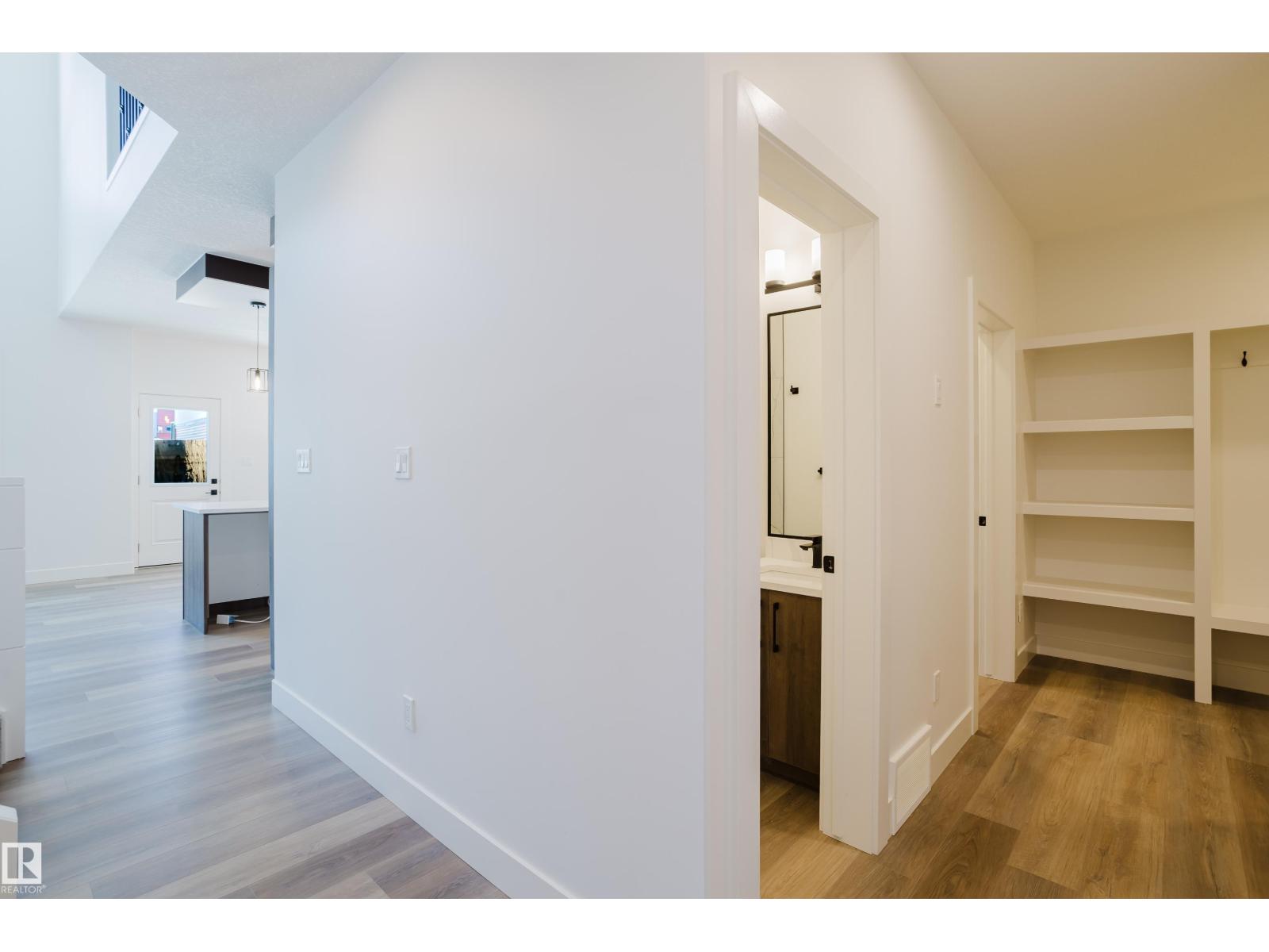 805 Elderberry Co Nw, Edmonton, Alberta  T6M 3J7 - Photo 8 - E4469481