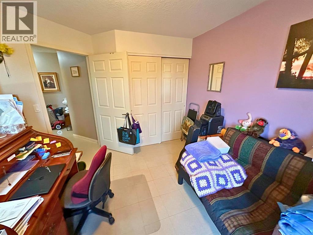 309, 80a Kelloway Crescent, Red Deer, Alberta  T4P 4G7 - Photo 15 - A2271157