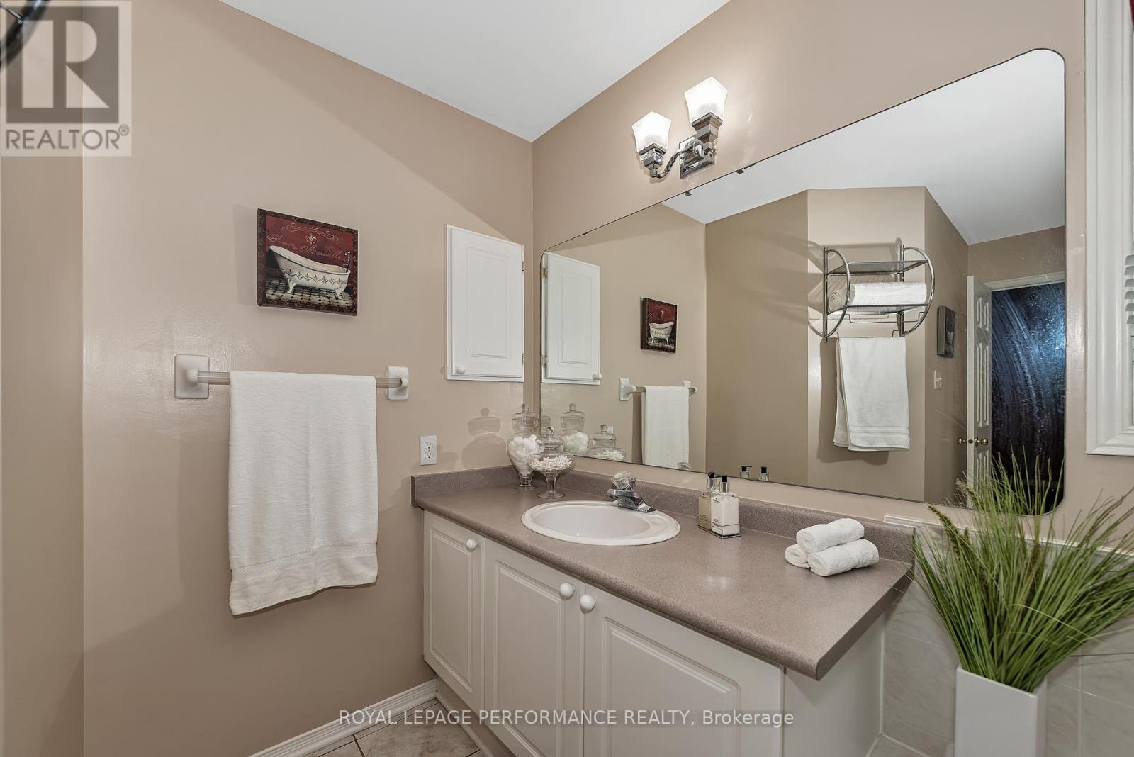 644 Valin Street, Ottawa, Ontario  K4A 3S9 - Photo 31 - X12679028