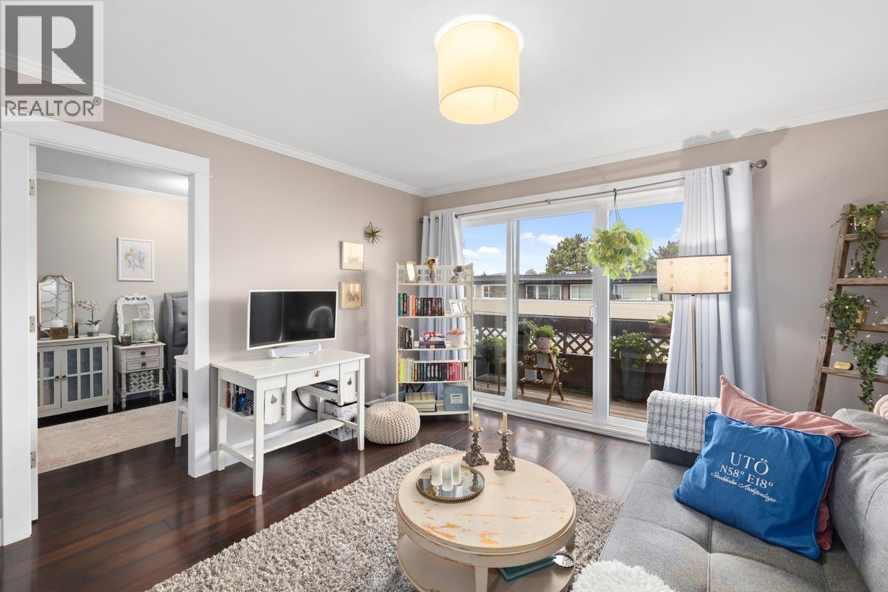 308 2025 W 2nd Avenue, Vancouver, British Columbia  V6J 1J6 - Photo 5 - R3077684