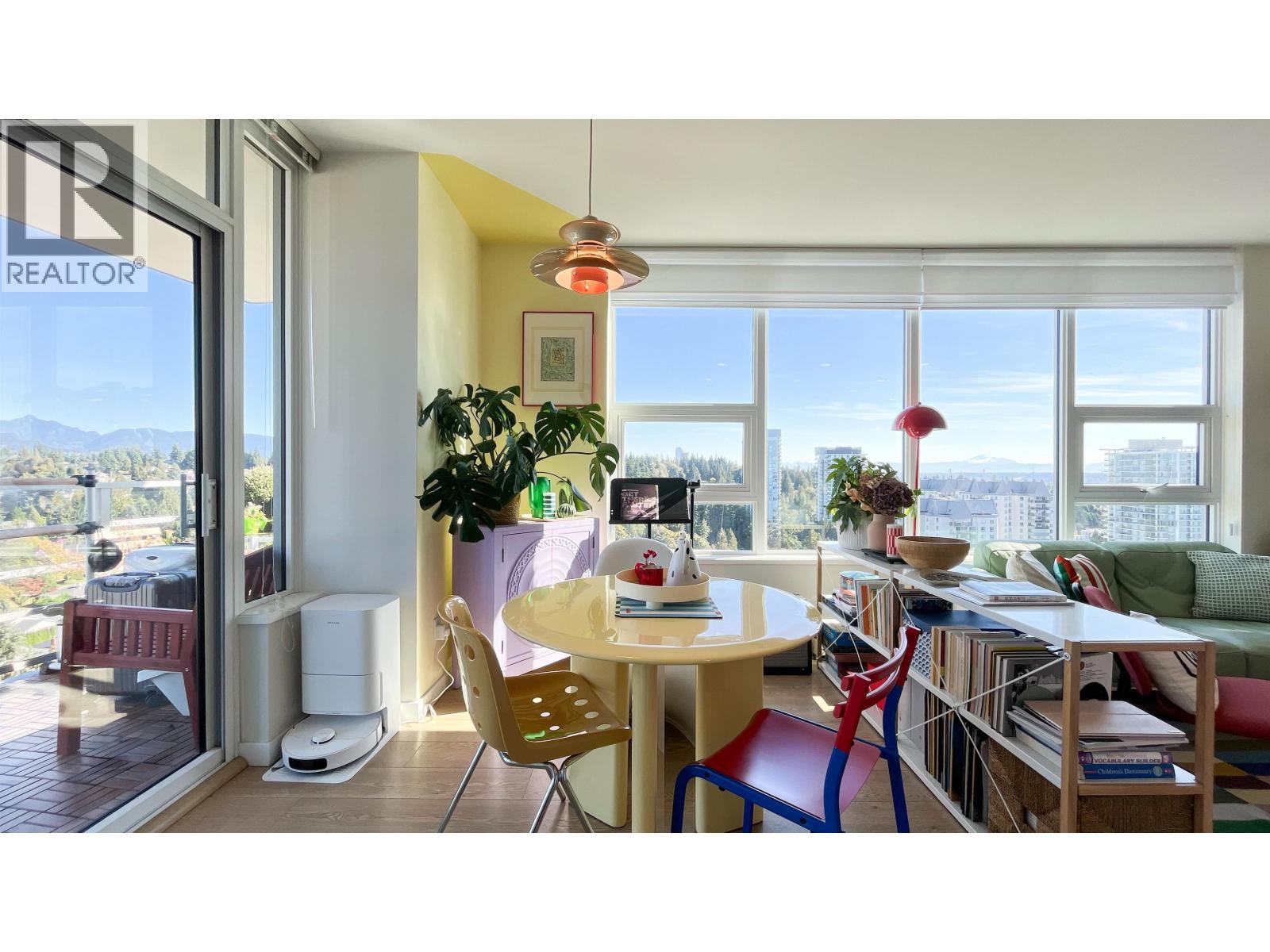 2304 530 Whiting Way, Coquitlam, British Columbia  V3J 0J4 - Photo 6 - R3077686