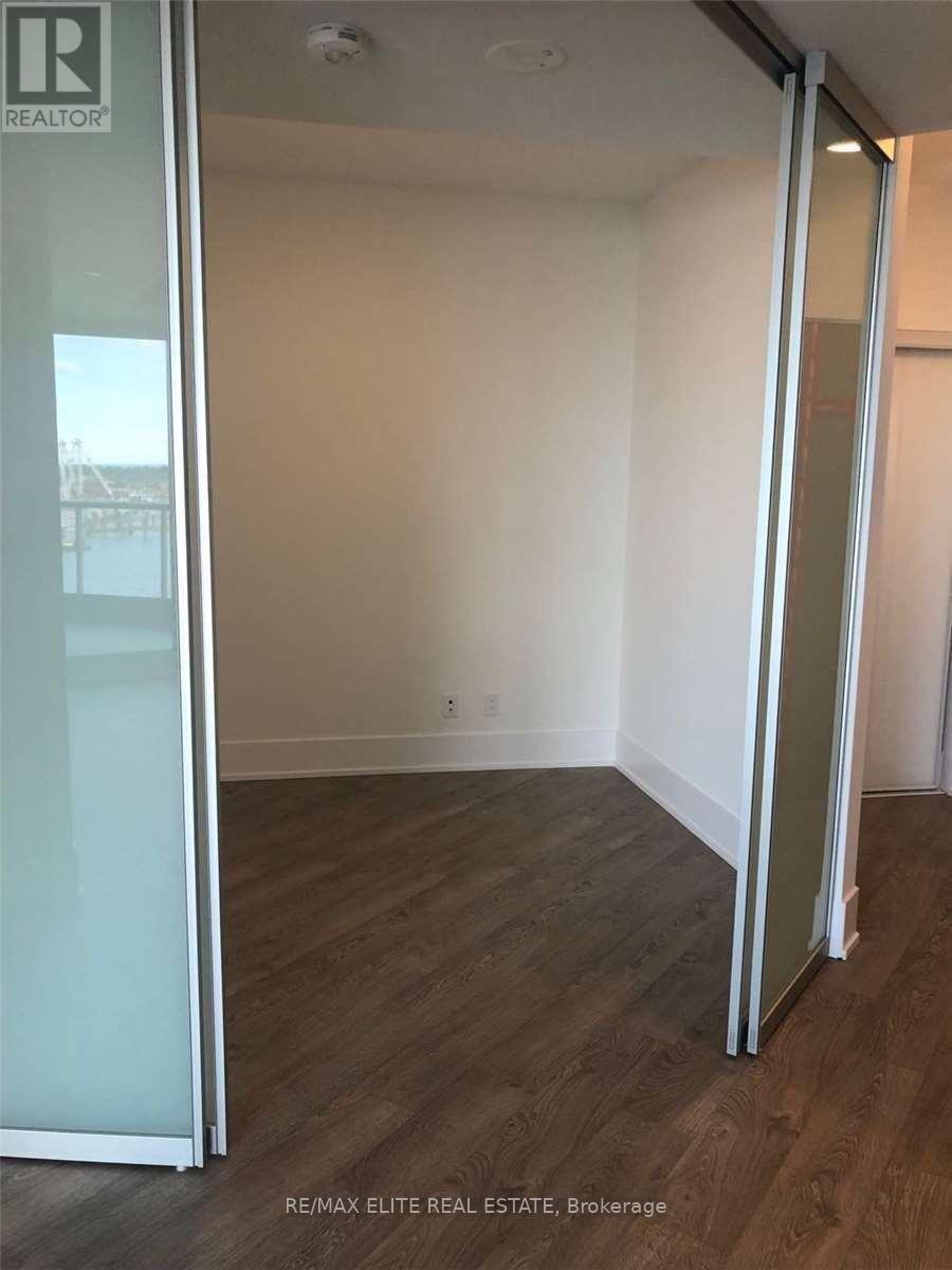 621 - 1 Edgewater Drive, Toronto, Ontario  M5A 1L1 - Photo 3 - C12679032