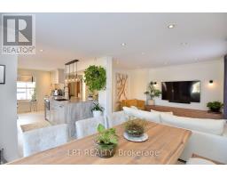 2 LEORA COURT, Richmond Hill, Ontario