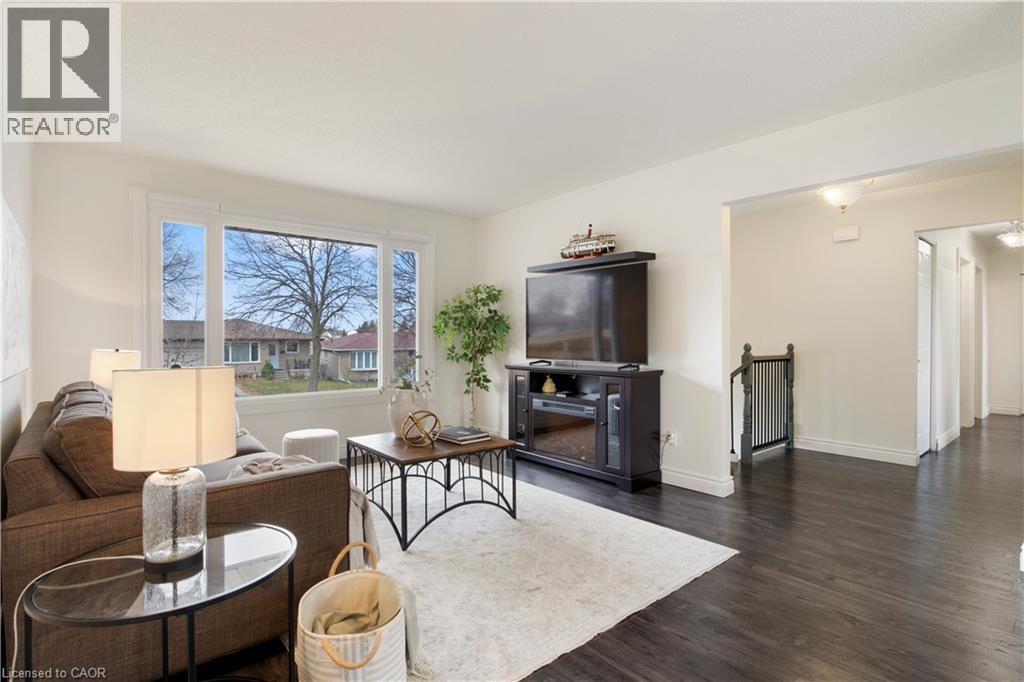 60 Devonglen Drive, Kitchener, Ontario  N2E 2C5 - Photo 7 - 40796723