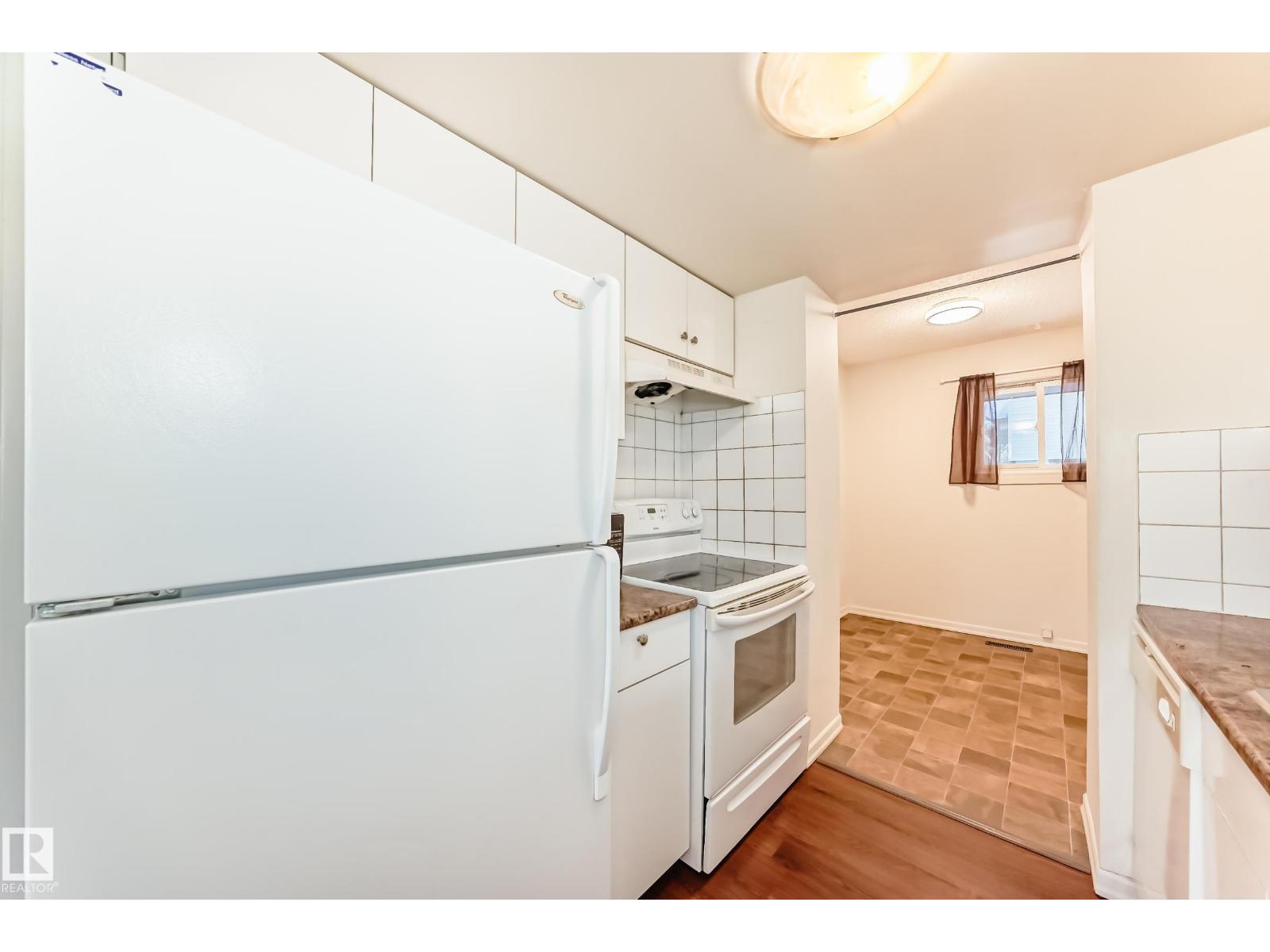 531 Abbottsfield Rd Nw, Edmonton, Alberta  T5W 4R3 - Photo 9 - E4469483