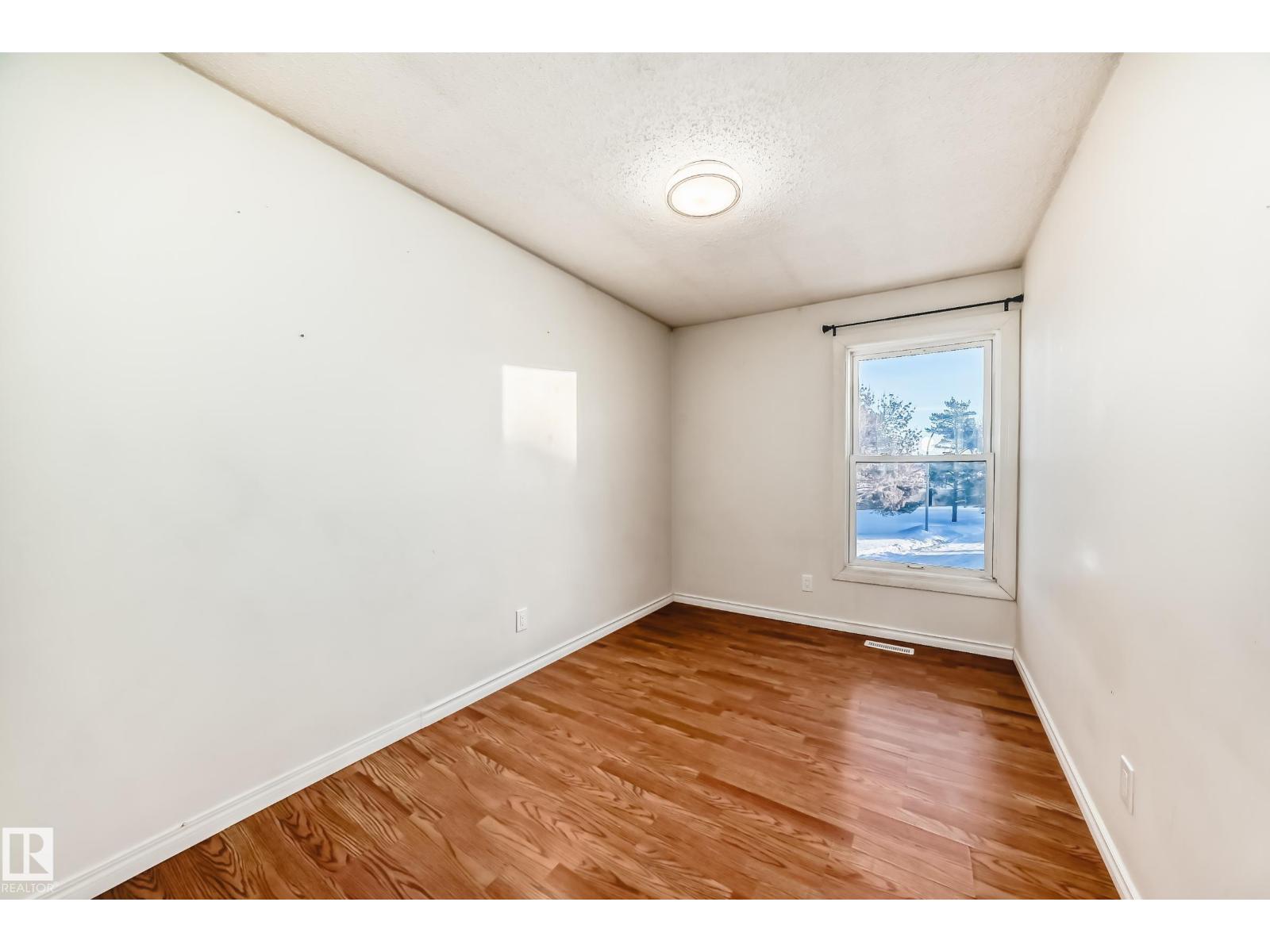 531 Abbottsfield Rd Nw, Edmonton, Alberta  T5W 4R3 - Photo 14 - E4469483