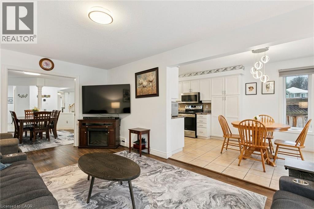 6 Heatherwood Place, Kitchener, Ontario  N2N 3N7 - Photo 12 - 40797085