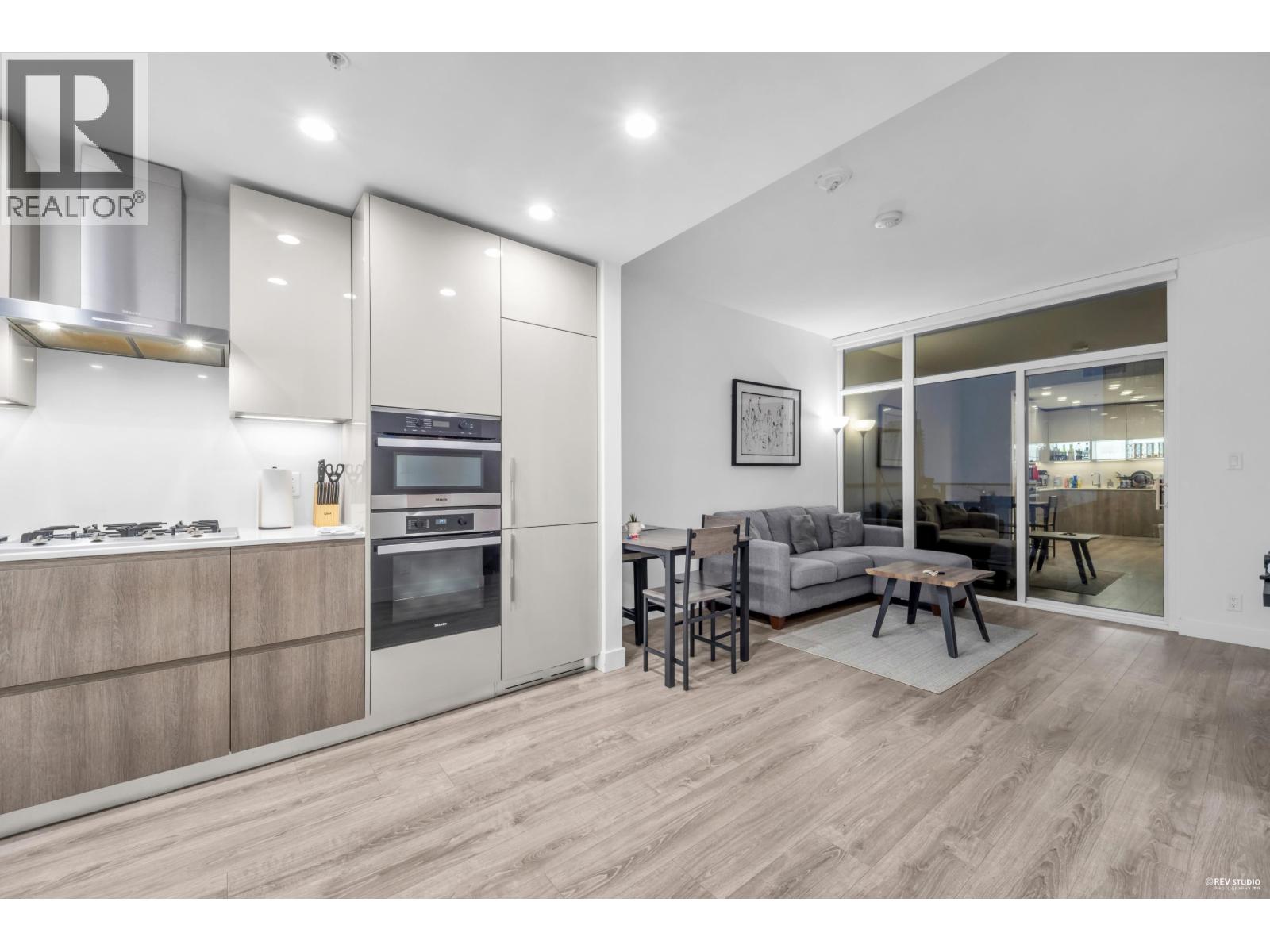 2001 6511 Sussex Avenue, Burnaby, British Columbia  V5H 0K5 - Photo 5 - R3077667