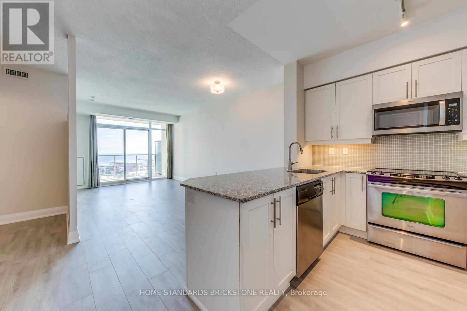 2508 - 125 Western Battery Road, Toronto, Ontario  M6K 3R8 - Photo 7 - C12679054