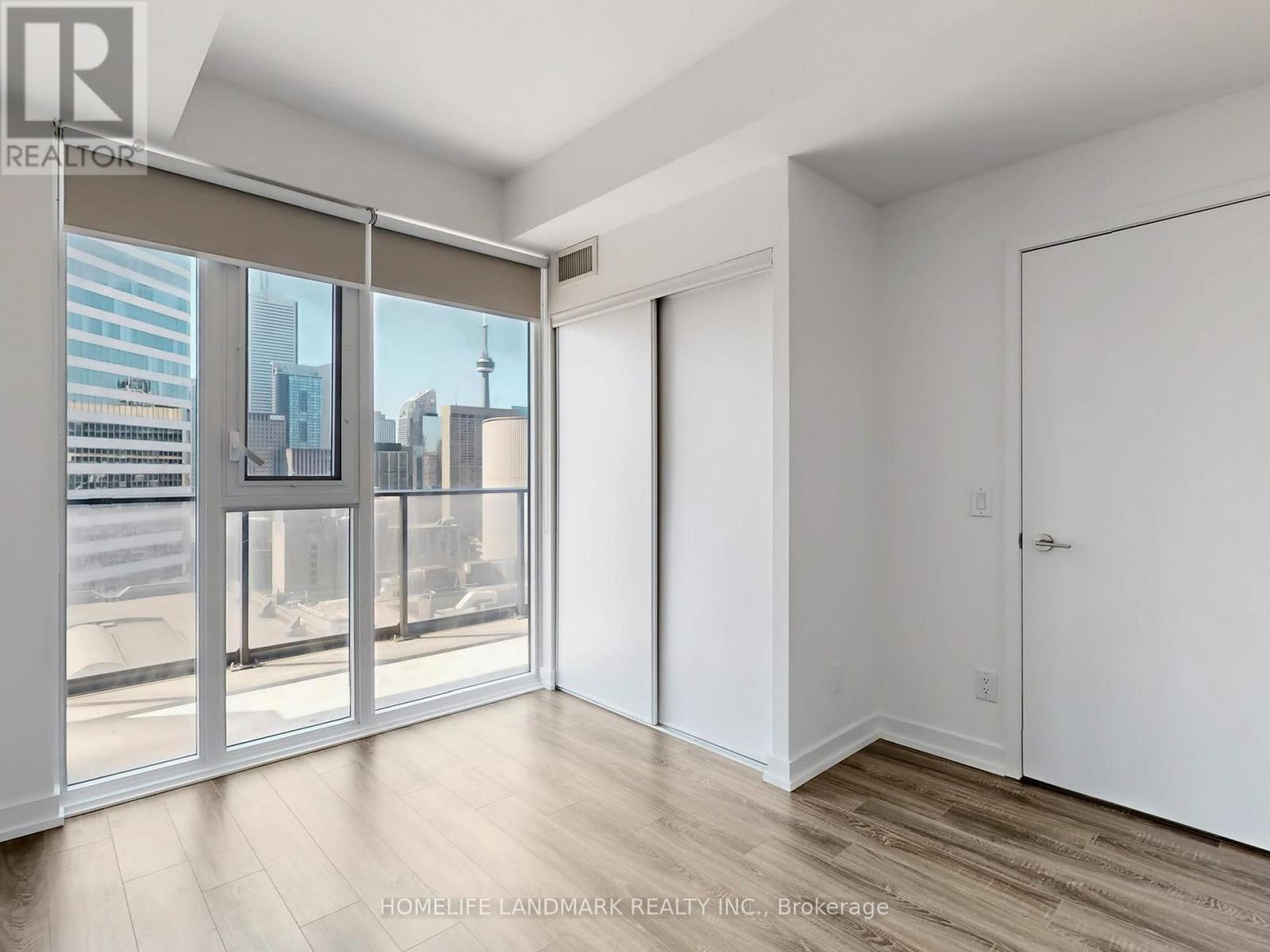 2007 - 20 Edward Street, Toronto, Ontario  M5G 0C5 - Photo 6 - C12679070