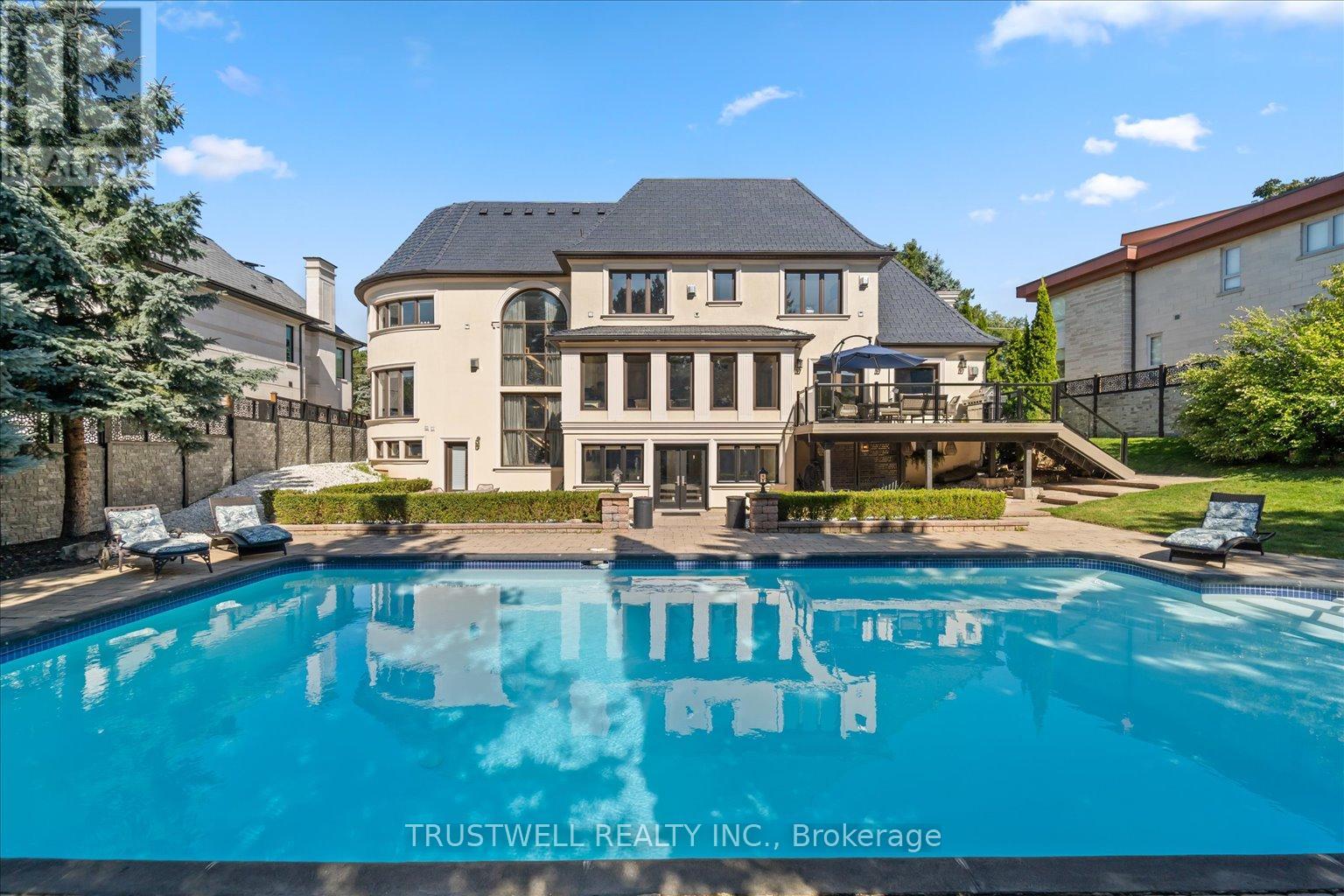 5 Royal Oak Drive, Toronto, Ontario  M3C 2M1 - Photo 48 - C12679074