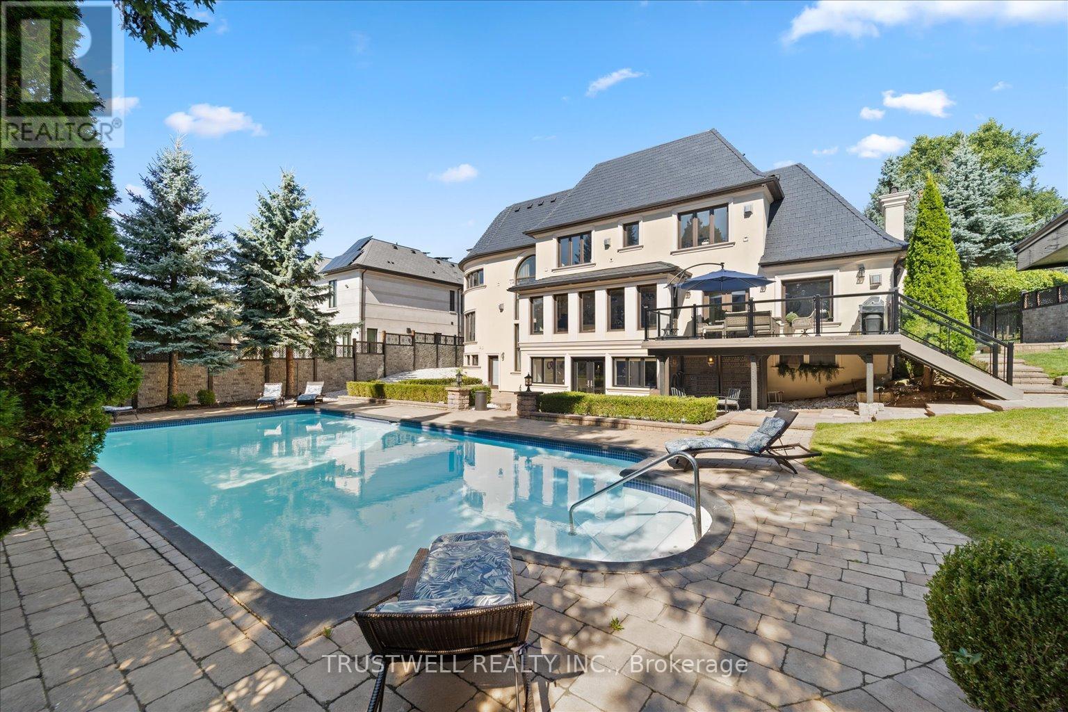 5 Royal Oak Drive, Toronto, Ontario  M3C 2M1 - Photo 49 - C12679074