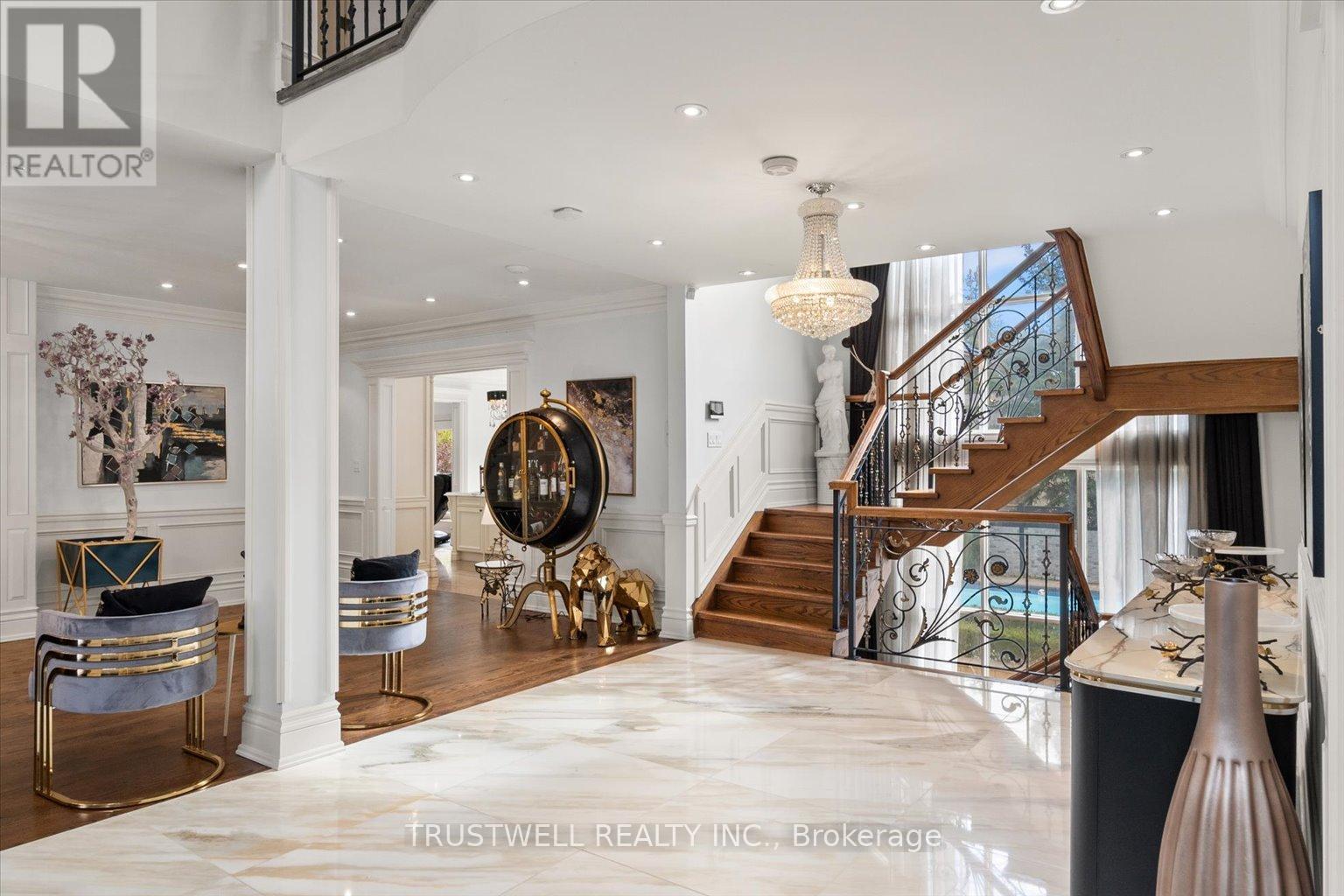 5 Royal Oak Drive, Toronto, Ontario  M3C 2M1 - Photo 6 - C12679074