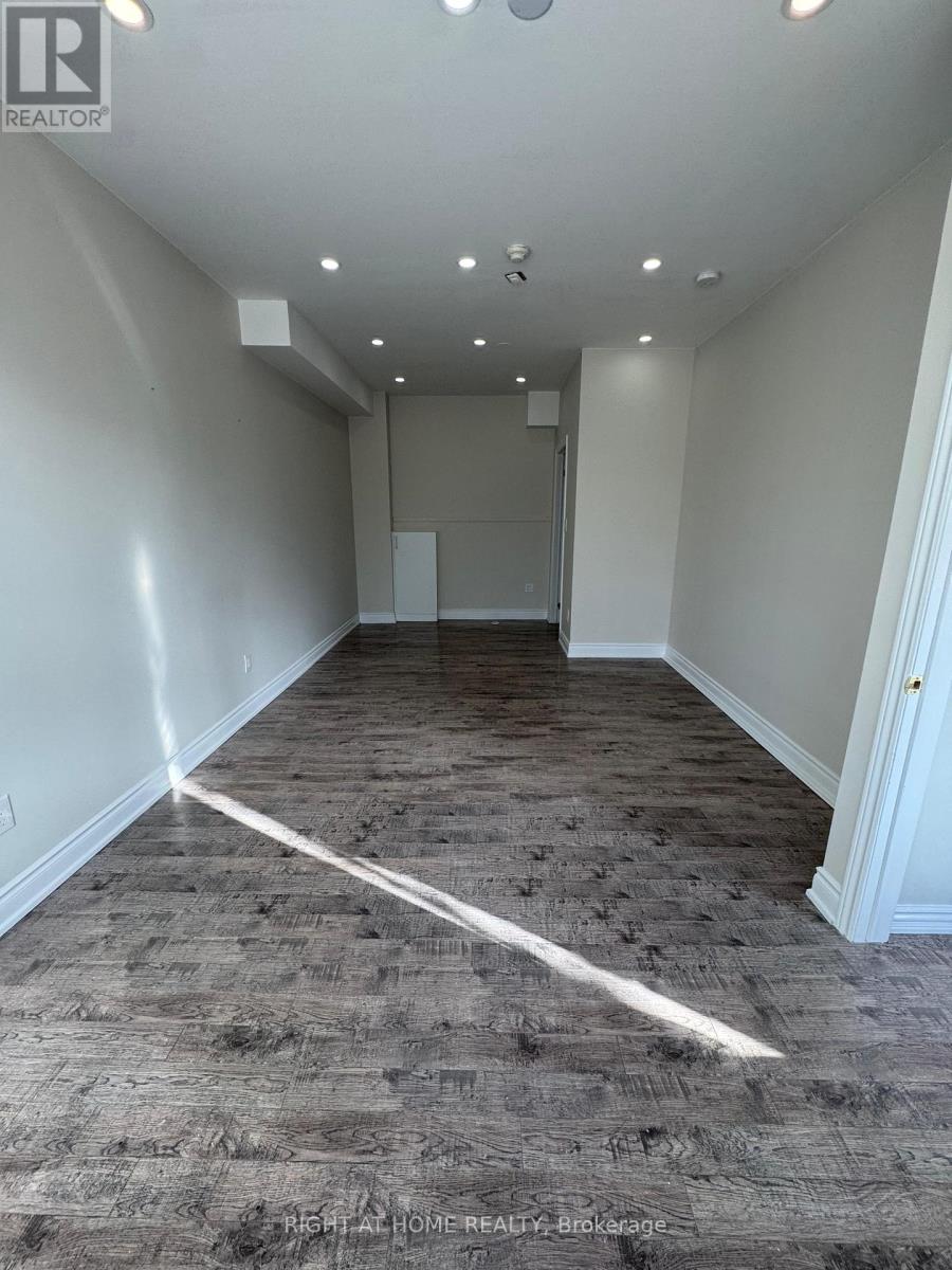 8 - 1250 St. Martins Drive E, Pickering, Ontario  L1W 0A2 - Photo 11 - E12679052